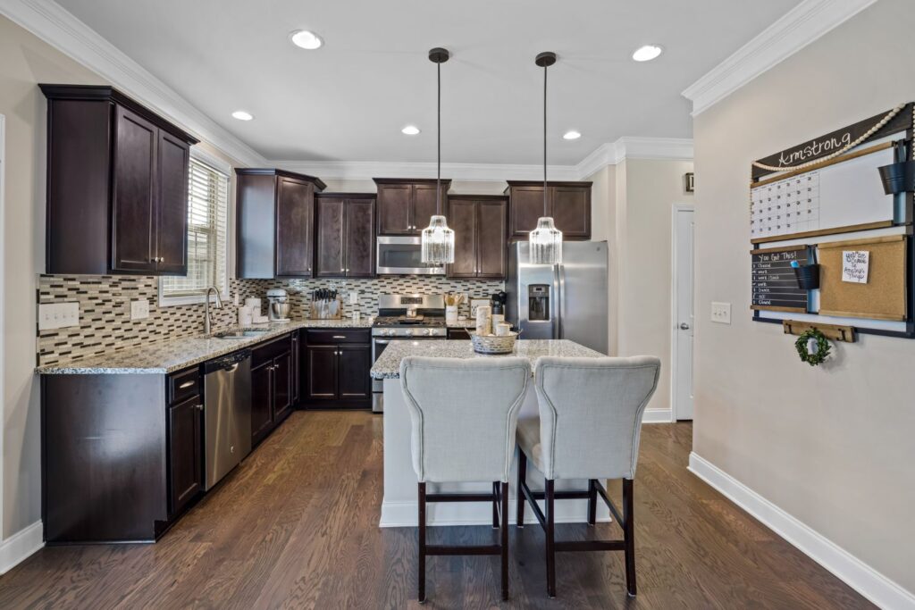 Clean LA Apartment by Los Angeles Cleaning Company