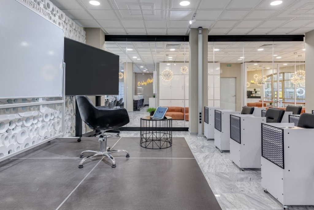 clean-office-workplace